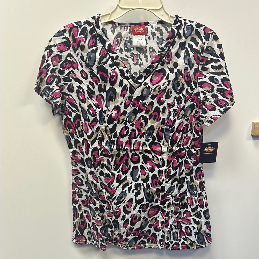 Women's Leopard Print Scrub Top